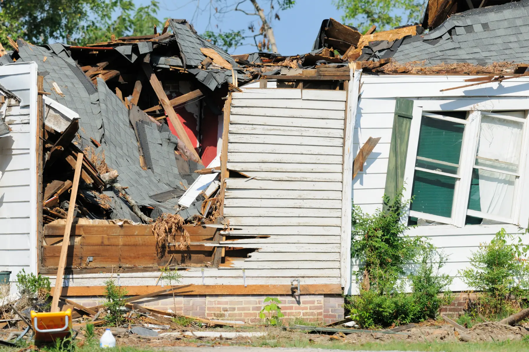 What to Do in the First 24 Hours After Storm Damage to Your Property